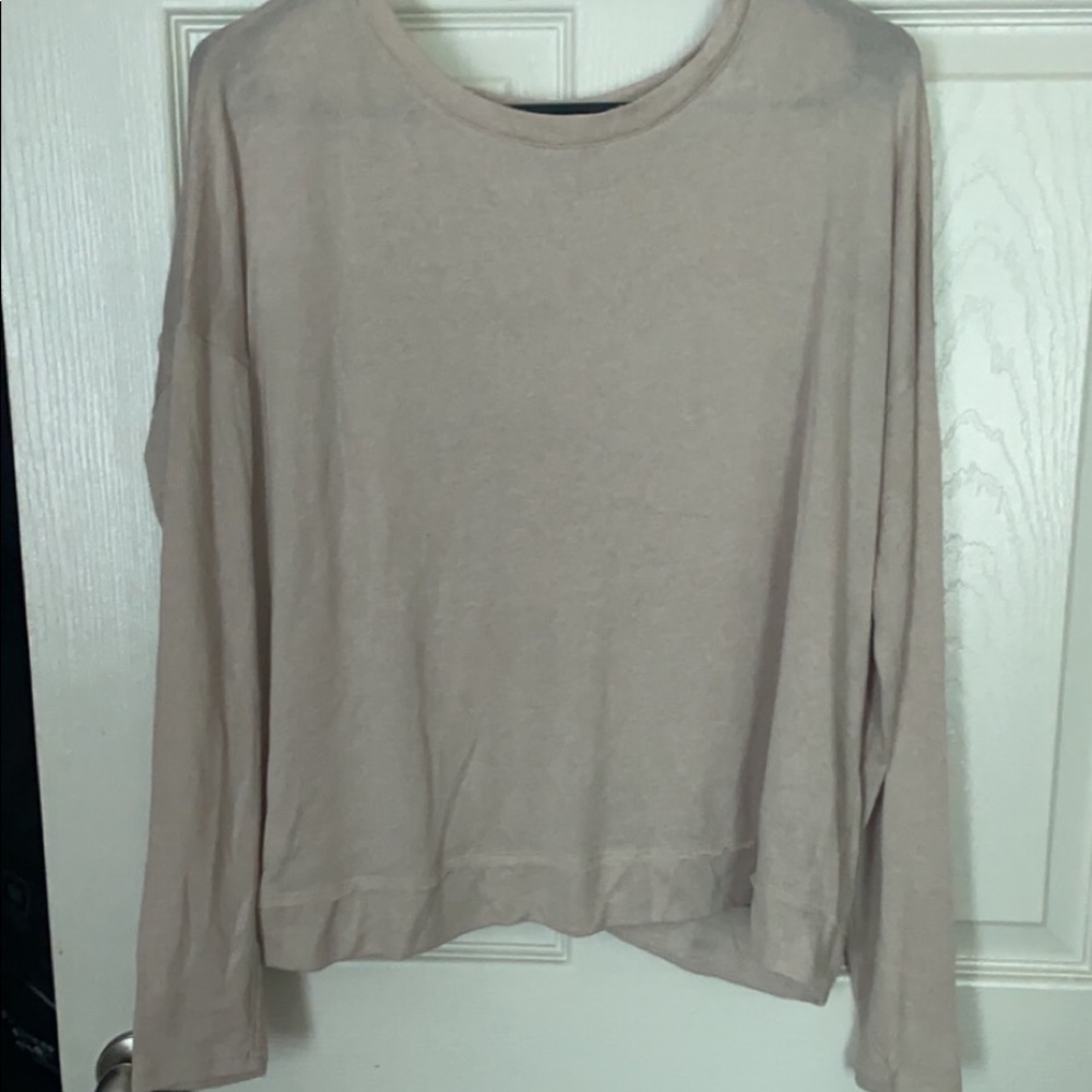 Long sleeve, sweater top!